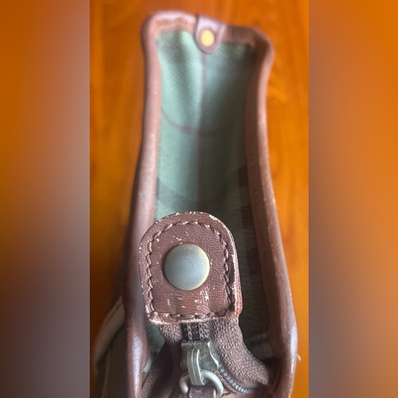 Vintage Burberry clutch - Picture 8 of 11